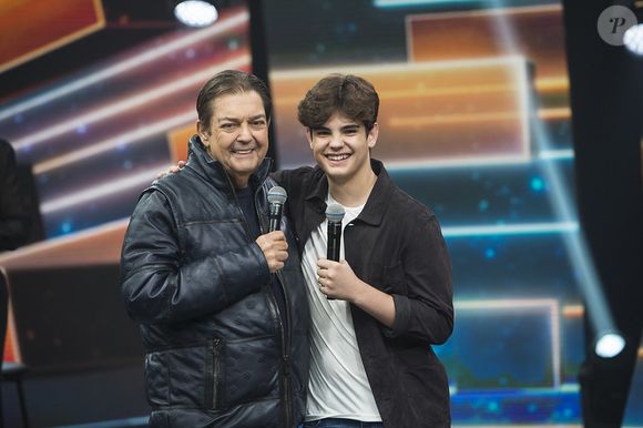 Rodrigo, o caçula, prefere a discrição. Sua presença em frente às câmeras é rara, mas ele já protagonizou um momento divertido no Faustão na Band.