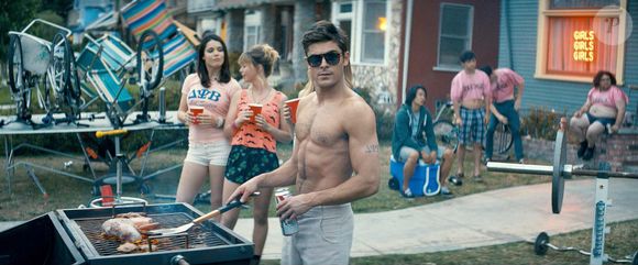 Corpo de Zac Efron no filme 'Neighbors' impressionou