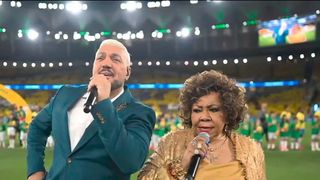 Hino Nacional vira polêmica em jogo do Brasil e Alcione aponta o culpado pela confusão... e você deve ter em casa!