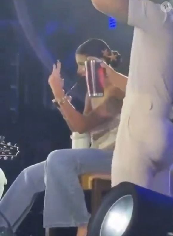 Ana Castela lembrou do aniversário de namoro dela com Zé Felipe