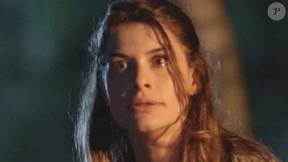 O clima ficará ainda mais complicado quando Lívia descobrir que Melissa está grávida. A mocinha ficará desconfiada da situação e decidirá conversar sobre o assunto com Anita (Letícia Persiles).
