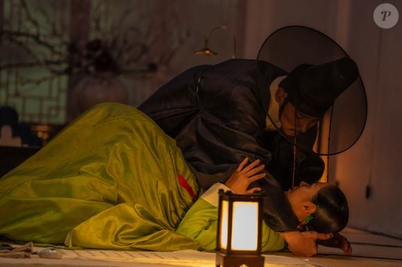 'Escândalo e Intriga' apresenta um romance entre os dois, que vive um triângulo amoroso escandaloso