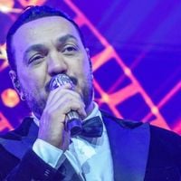 Nem choro, nem grito: Belo teve a melhor reação possível ao ver público chamando 'Viviane Araújo' em show após cena com a ex na novela 'Três Graças'