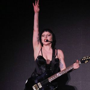 Para lidar com as críticas, a Globo cortou entrevistados com bom-humor