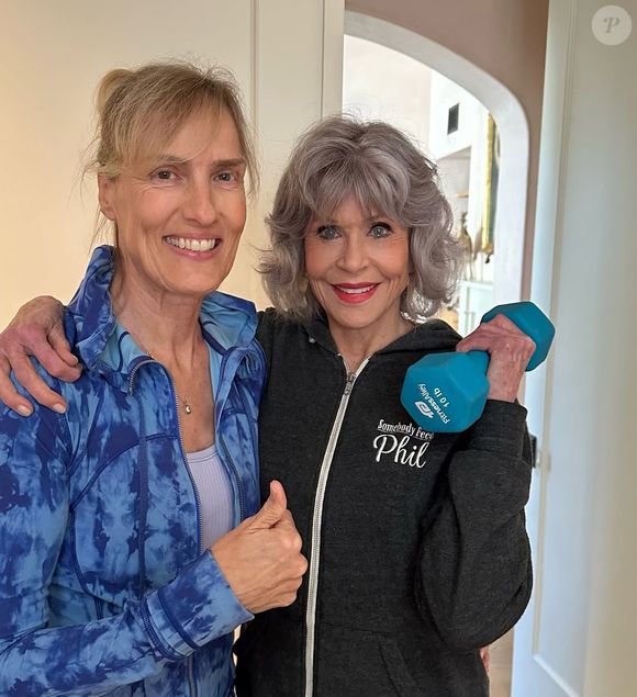 Jane Fonda também garante que um dos motivos de sua longevidade é a prática constante de exercícios físicos