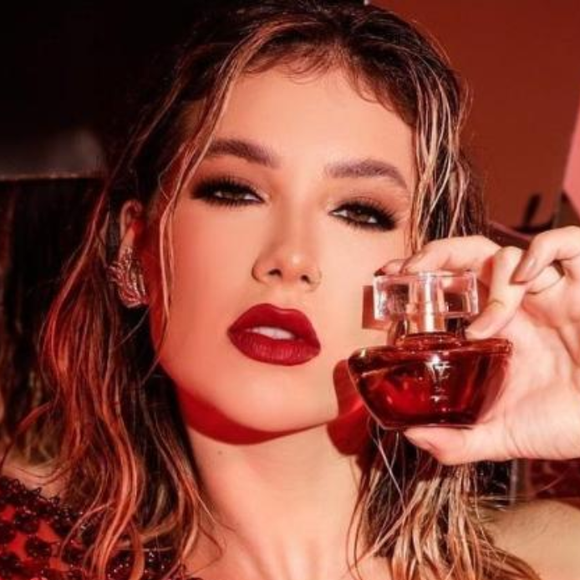 Qual o perfume da Virgínia mais vendido? 10 fragrâncias da WePink que são idênticas as importadas e vão te deixar com cheiro de rica