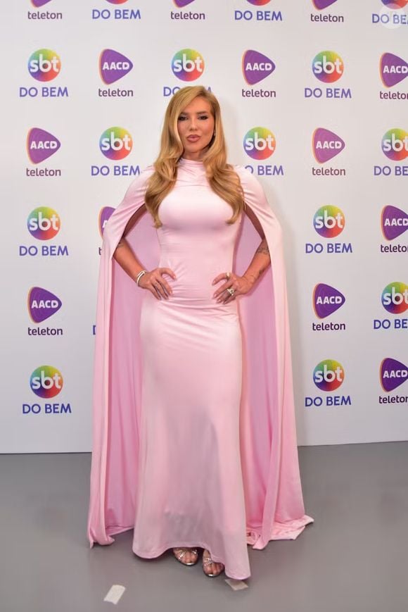 WePink, marca de Virgínia, doou R$ 1 milhão ao Teleton