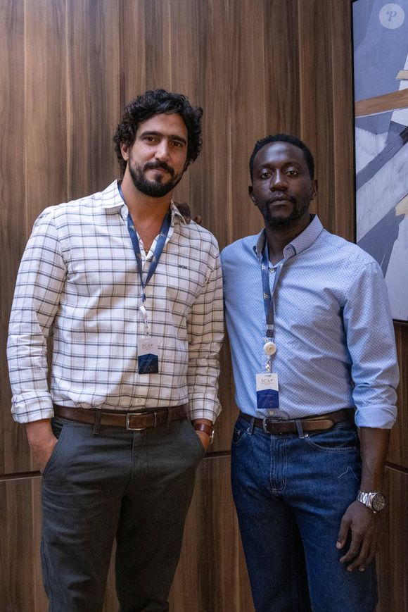 Luciano decide abandonar o apartamento de Ivan e confessa envolvimento com suborno