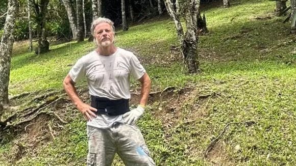 Adeus, Barra da Tijuca: Max em 'Avenida Brasil', Marcello Novaes trocou mansão em bairro nobre do Rio por um sítio isolado com nascente, cachoeira e até oficina. Fotos!