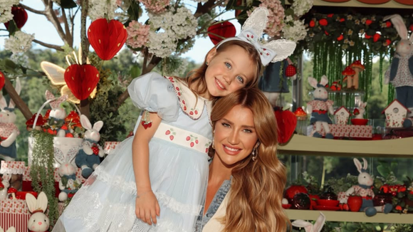 Melhor que ovo de Páscoa: 4 body splashes gourmand que substituem o chocolate e rejuvenescem com um aroma elegante de baunilha e caramelo