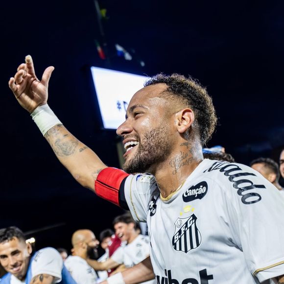 Neymar respondeu as provocações em campo
