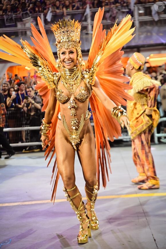 Sabrina Sato precisou tomar soro para aguentar a maratona de Carnaval, revelou Nicolas Prattes em entrevista à revista Quem