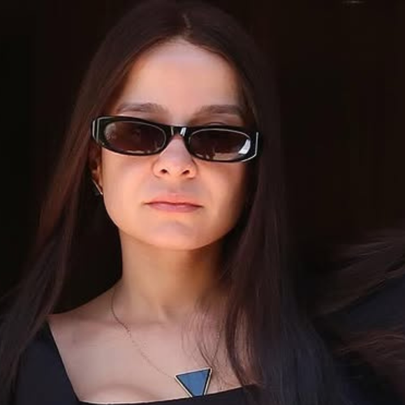 Maiara aposta em biquíni diferentão, mostra corpo após polêmicas com magreza e ganha elogios: 'Nem esperaram o processo'