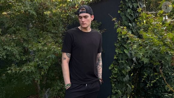 Família de Cindy Crawford pediu privacidade após morte de Presley Gerber aos 27 anos