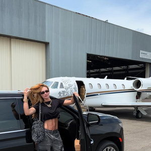 Avaliado entre R$ 22 milhões e R$ 38 milhões, o avião particular da influenciadora é usado em compromissos profissionais e viagens pessoais