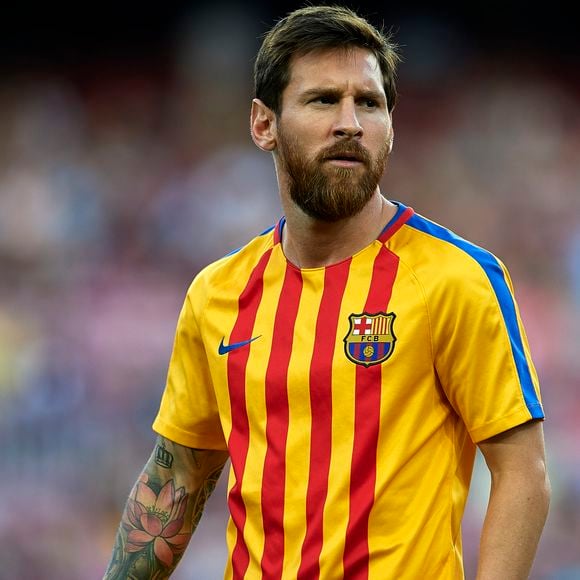 Além do loiro, Lionel Messi também deixou a barba mais preenchida
