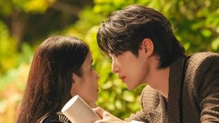 Vale a pena assistir 'A Coroa Perfeita’? 6 acertos e 1 erro do novo dorama do Disney+ com IU e Byeon Woo-seok provam que essa é uma das melhores séries do ano