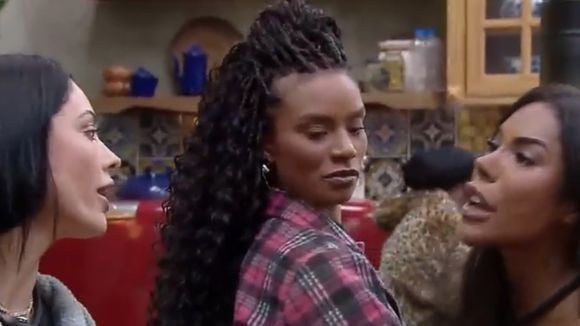 'Resto de marmita', na pré-Roça de 'A Fazenda 17', Carol Lekker provoca Rayane Figliuzzi ao envolver Gracyanne Barbosa, ex de Belo, em briga