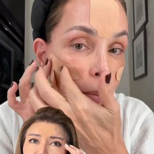 O ritual noturno de Carolina Ferraz conquistou a internet: a atriz contou que dorme usando uma técnica facial coreana ensinada por Margot Yang e revelou que percebeu um resultado positivo na pele