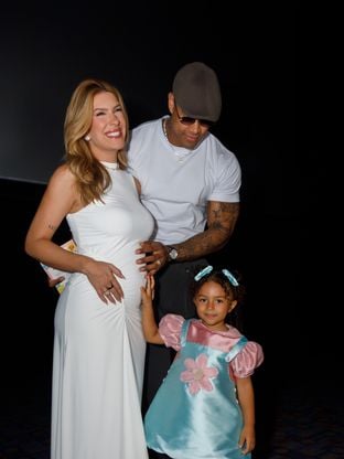 Nasceu! Levi, 2º filho de Léo Santana e Lore Improta, tem rostinho revelado