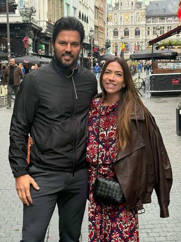 Segundo a Revista Piauí, documentos relacionados a uma viagem a Nova York indicariam que uma hospedagem de Fábio Faria, no valor de aproximadamente US$ 27,5 mil, teria sido paga com recursos transferidos da conta de Daniel Vorcaro