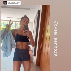 Nesta terça-feira (17), Grazi Massafera voltou a mostrar suas curvas em uma sequência de stories de pós-treino