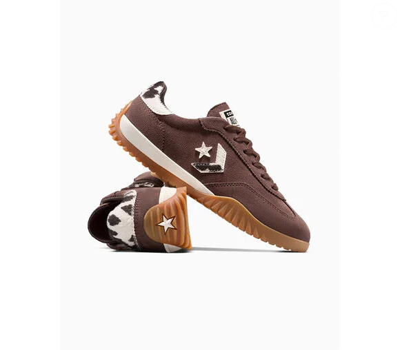 A Converse acaba de ganhar o prêmio de tênis mais estiloso, e seu lançamento mais recente faz o Samba parecer um calçado sem graça e ultrapassado