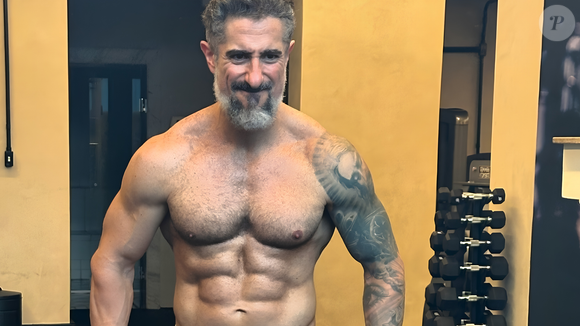 Marcos Mion tem excelente forma física aos 47 anos