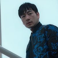 3 metros de água no set, máquina real e gigantesca para ondas e muito mais: 'A Grande Inundação', filme eletrizante e TOP 1 da Netflix, tem bastidores bizarros revelados por ator