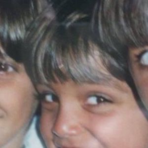 Bruno Gissoni é o mais velho dos três irmãos. Rodrigo Simas, que atua na novela 'A Nobreza do Amor', é o irmão do meio, e o caçula é Felipe Simas.