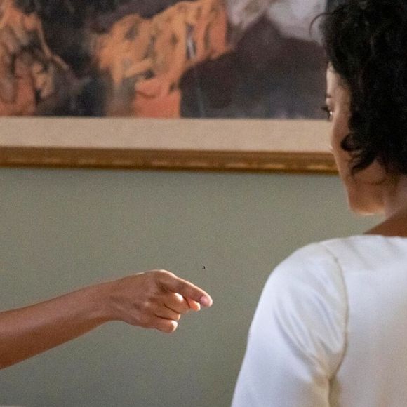 Cena de Raquel (Taís Araújo) rasgando o vestido de Maria de Fátima (Bella Campos), exibida no capítulo 85 de 'Vale Tudo' registrou 24,9 pontos, com pico de 26,1 logo no primeiro minuto.