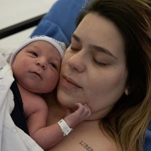 Nesta sexta-feira (13), Viih Tube, mãe de Ravi, publicou novas fotos do filho.