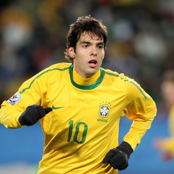 Kaká foi campeão da Copa do Mundo de 2002 e um dos principais nomes da Seleção Brasileira nas décadas de 2000 e 2010