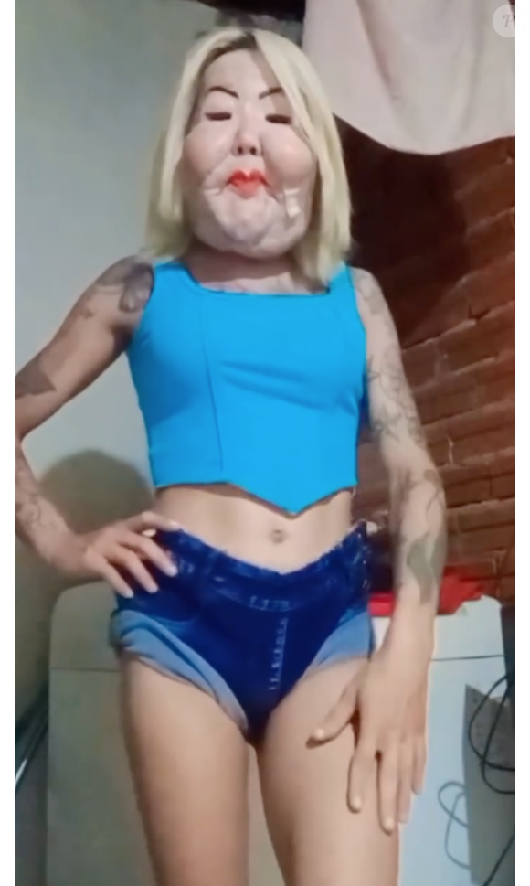 "Um corpo é um corpo. Elas que chorem, e podem xoxar. Olha para isso: 36"m, provocou ainda Juju do Pix, valorizando seu corpo