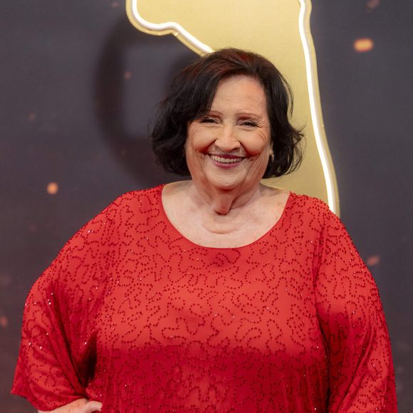 Déa Lúcia reagiu de forma bastante carinhosa e afastou de vez qualquer polêmica. ‘Eu te amo, querido’, respondeu a cantora