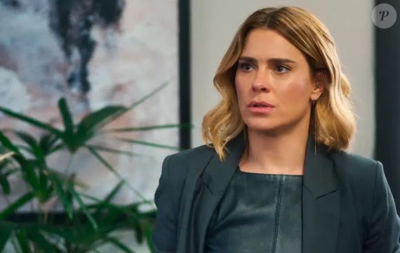 Carolina Dieckmann deu vida à personagem da advogada Lumiar em 'Vai na Fé' (2023), na TV Globo.