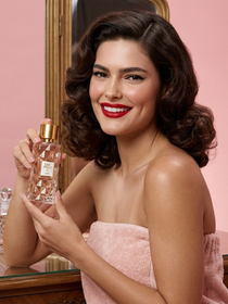 'Fragrâncias que capturam a essência do seu tempo': 4 perfumes da Avon que minha avó usava nas décadas de 60 e 70 voltam renovados; especialista analisa cheiros