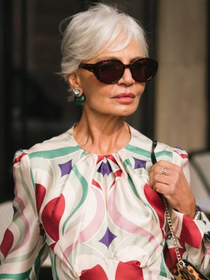 A partir dos 50 anos, existem fragrâncias que rejuvenescem a presença mais do que plástica: 5 perfumes para apostar já no Dia do Perfume