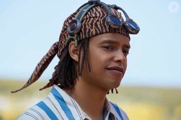 Jacob Romero Gibson interpreta Usopp em 'One Piece'. O personagem é um atirador carismático e contador de histórias que deseja se tornar um bravo guerreiro dos mares
