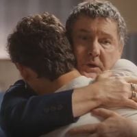 A cena mais emocionante de João Raul no final de 'Coração Acelerado': momento de cortar o coração é ainda mais bonito que o desfecho com Agrado