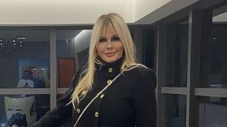 A mansão à venda de Monique Evans em Alphaville: 'sala íntima', suíte master com hidromassagem, área gourmet e mais por R$ 2,9 mi