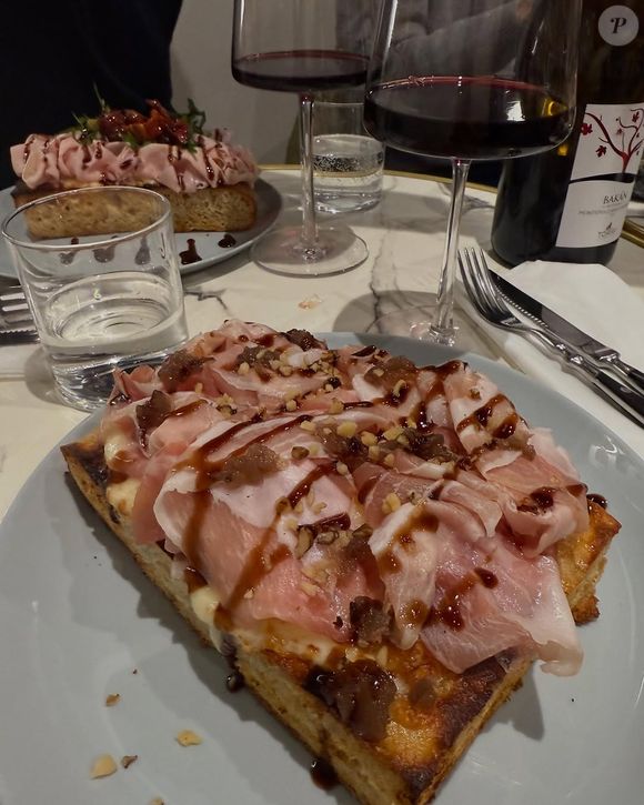 A viagem segue rendendo momentos marcantes, mostrando um lado mais leve e descontraído do apresentador do 'Jornal Nacional'