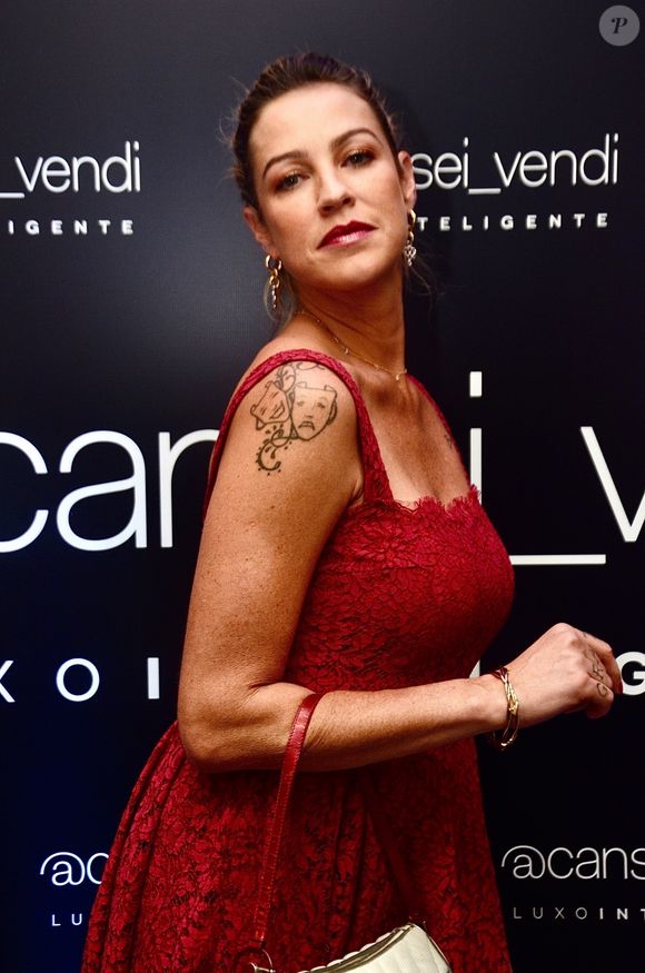 Luana Piovani chegou a parabenizar o ex-esposo, Pedro Scooby, no último mês, por não ter renovado o contrato com as casas de apostas.