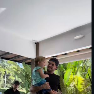 Internautas criticam atitude de Leonardo e Zé Felipe com José Leonardo: 'Tirando a inocência de um bebê'