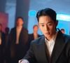 Apesar da alegação, ele esconde um segredo e sabe do passado de Go Eun-sae, mas tenta protegê-la de novos ataques