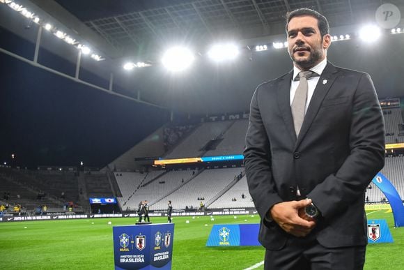 Uma denúncia envolvendo Samir Xaud agitou os bastidores do futebol. O presidente da CBF foi acusado de bancar despesas de mulheres próximas com dinheiro da entidade