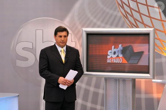 Carlos Nascimento teve contrato mantido com o SBT durante tratamento de câncer, descoberto em 2013