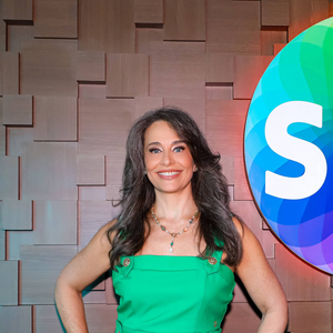 Carla Vilhena apresentou especiais no SBT em 2022