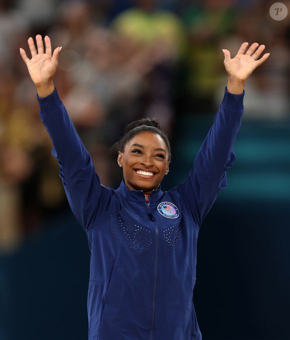 Qual é a altura de Simone Biles? Ginasta tem apenas 1,42 m