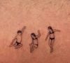"Foi da caçula a ideia de eternizar num braço o salto simultâneo dos trigêmeos numa piscina. A última a deixar o ventre materno, a última a se deixar tatuar. E o pai do trio, como autor da fotografia histórica, achou justo guardá-la na pele", escreveu William Bonner na legenda